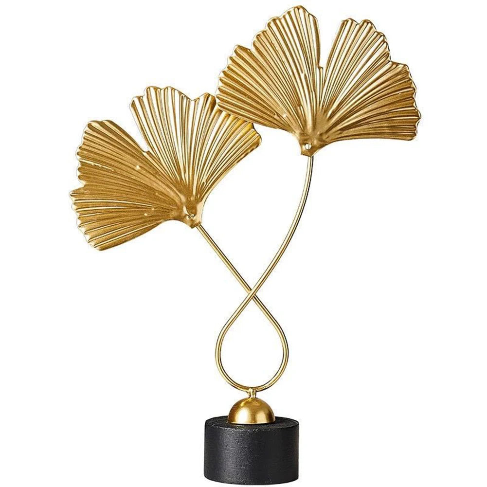 Folia d’Or – Goldene Designskulptur